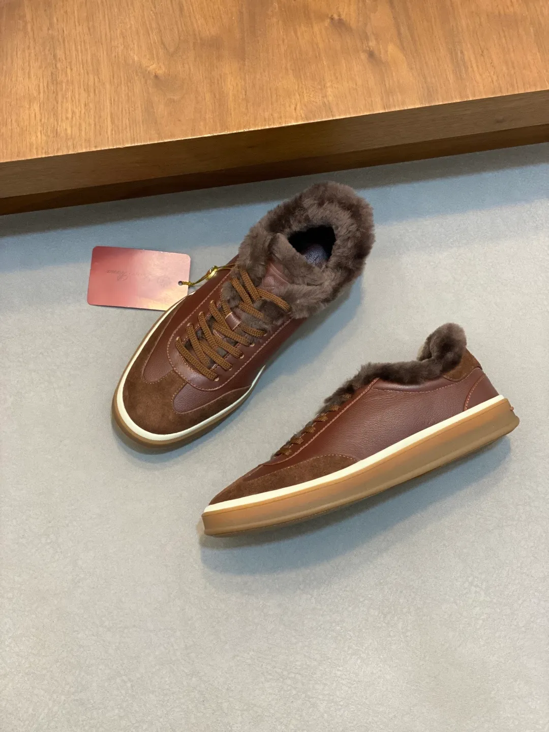 Men's men's shoes💰740 Loro Piana - Classic casual wool shoes, men's lace-up casual shoes and sneakers, high-quality lightweight and comfortable fabrics, suitable for outdoor leisure, the color scheme is young and energetic, great with sportswear or casual suits! Code number: 39-44 (45, 46, can be customized)